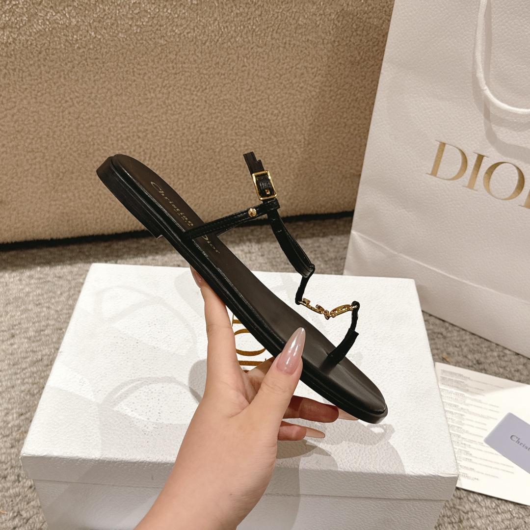 Dior C'est Dior Thong Sandal - 