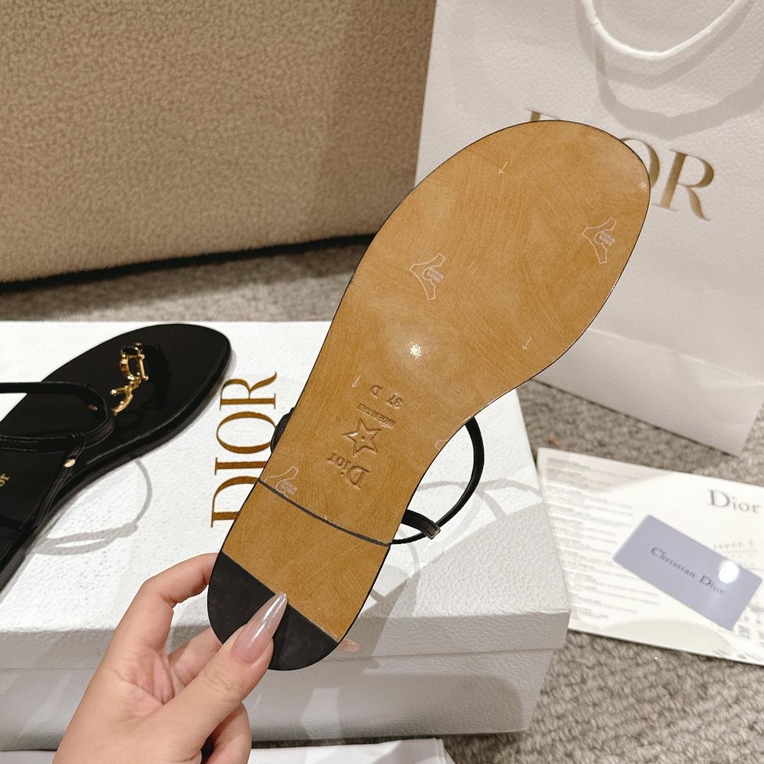 Dior C'est Dior Thong Sandal - 