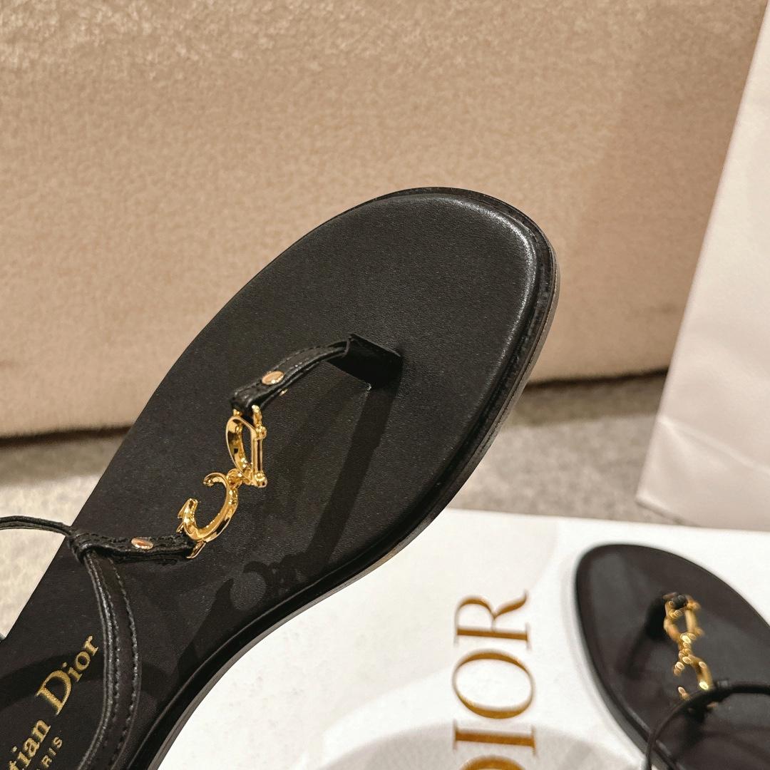 Dior C'est Dior Thong Sandal - 