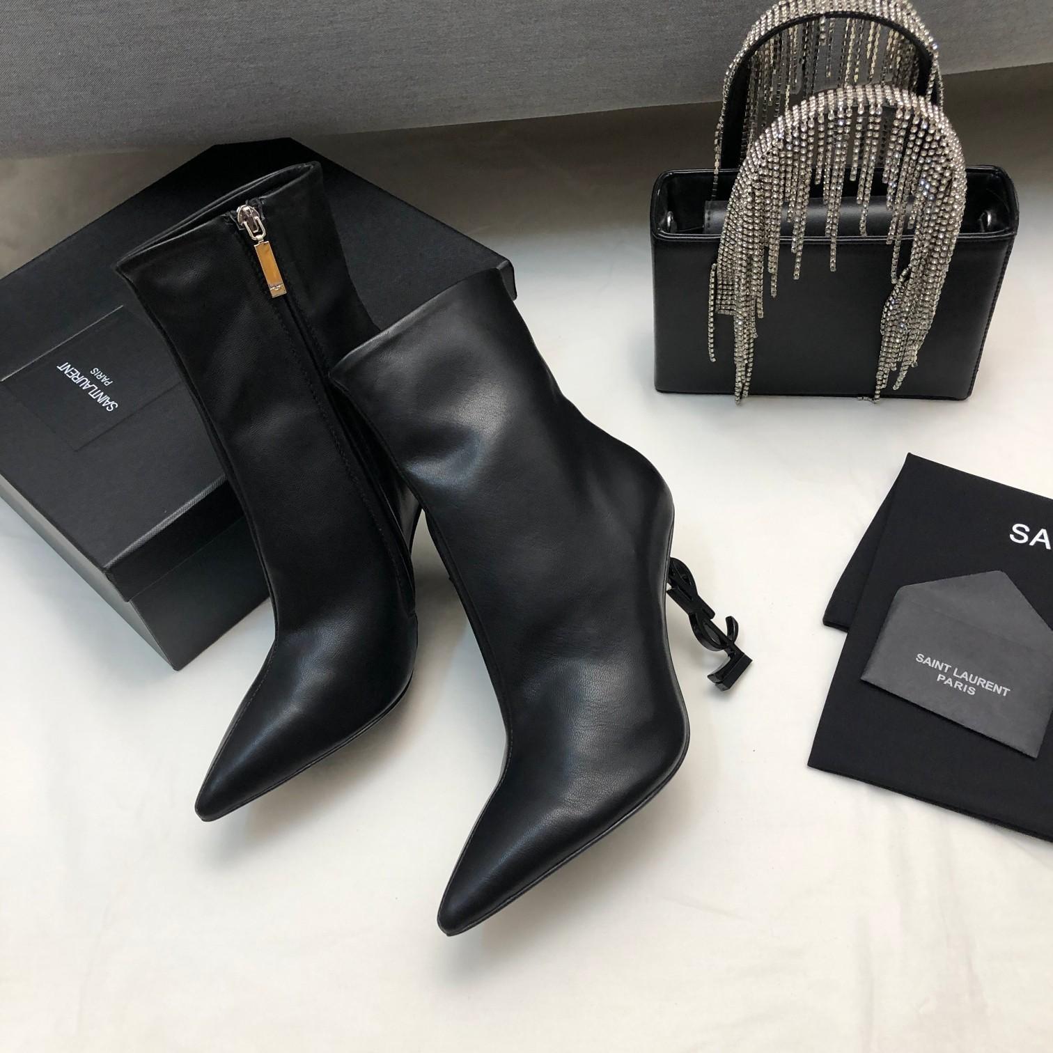 Saint Laurent Ankle Boots - 