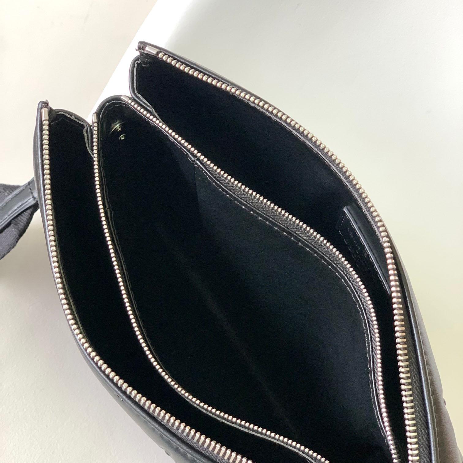 Louis Vuitton Coussin Black Lamb (26 x 20 x 12cm)    M57790  - 