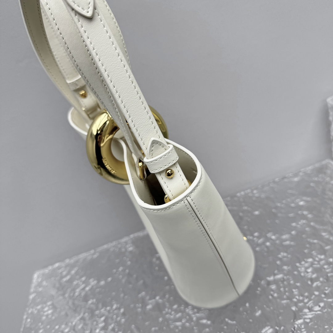 Jacquemus Le Petit Bambola Bag （10x10x20cm） - 
