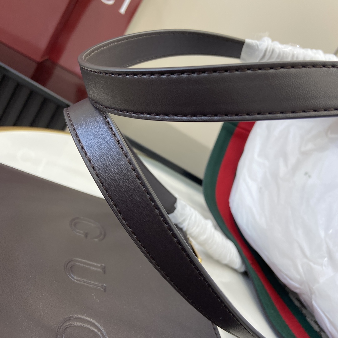 Gucci Totissima Medium Tote Bag - 