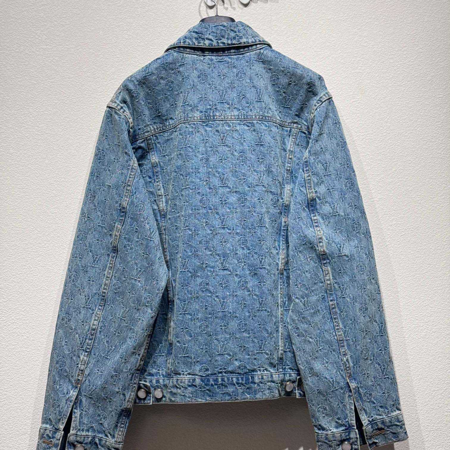 Louis Vuitton Monogram Jacquard Denim Jacket  1AGHUL - 
