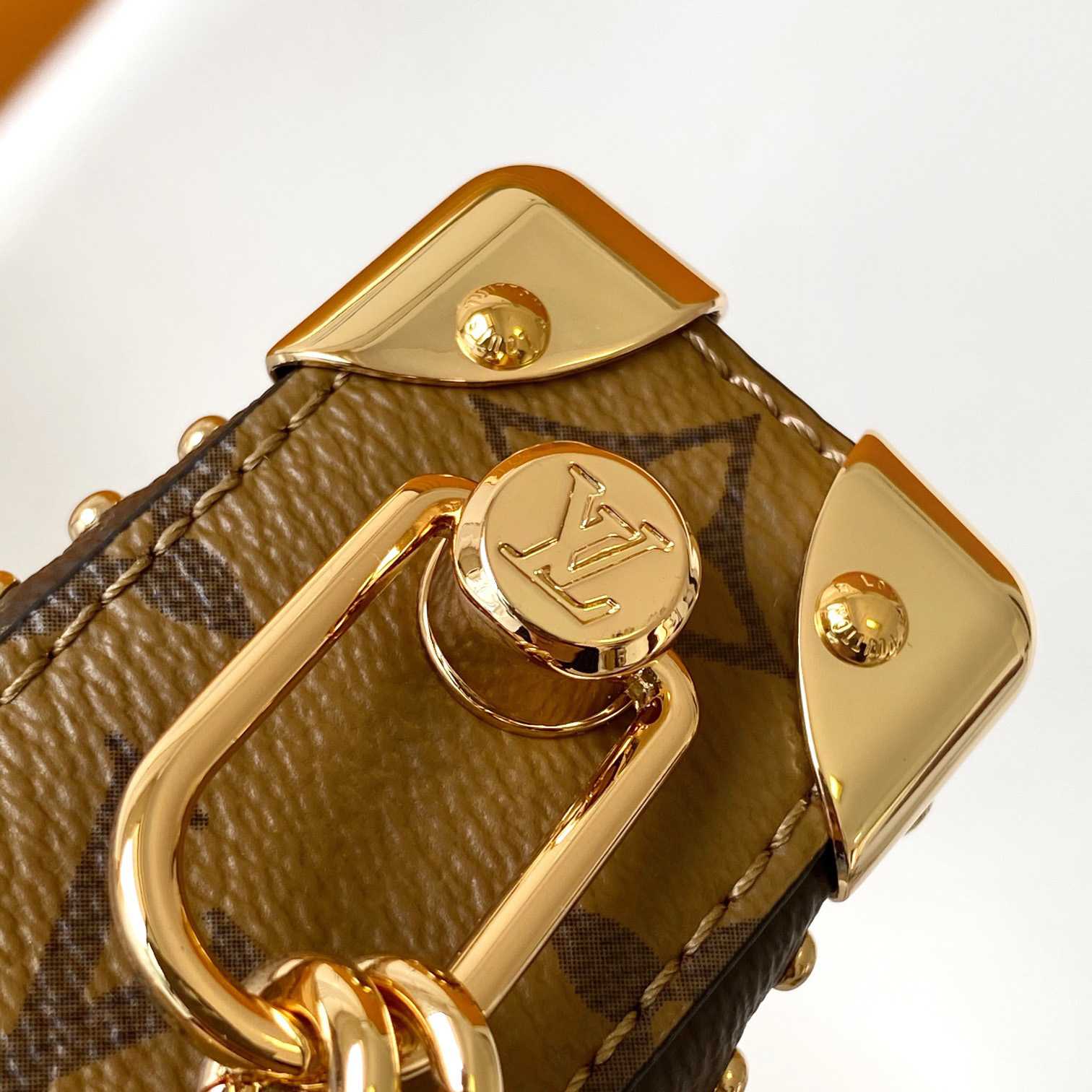 Louis Vuitton Slim Trunk  M13147 - 