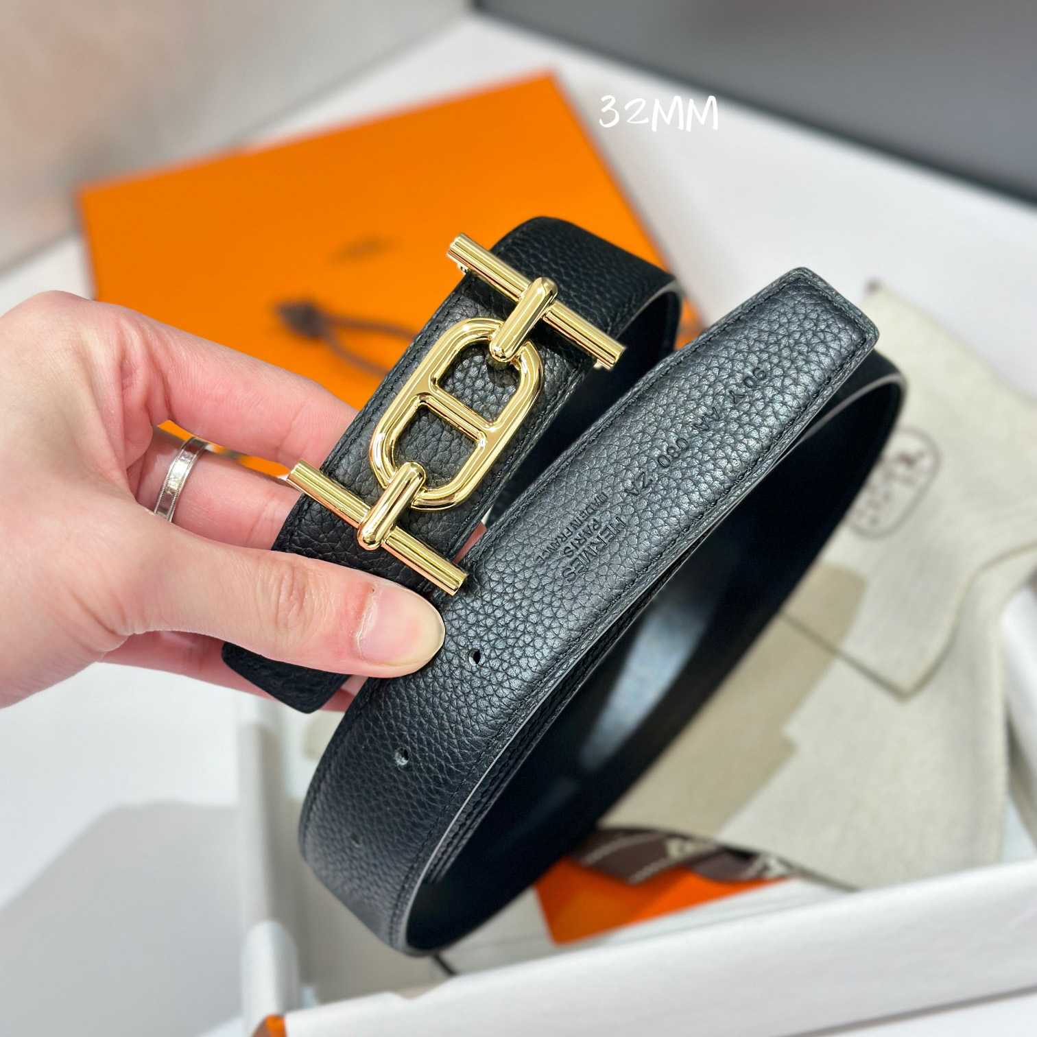 Hermes Ancre Buckle & Reversible Leather Strap 32mm - 