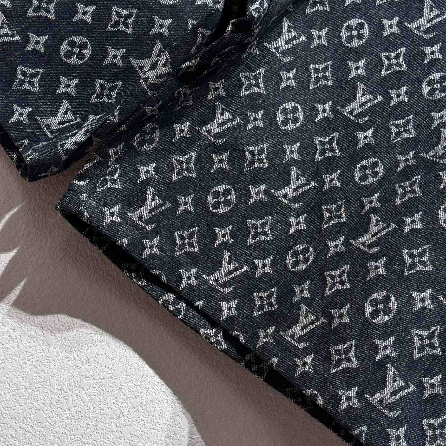 Louis Vuitton Monogram  Shorts - 