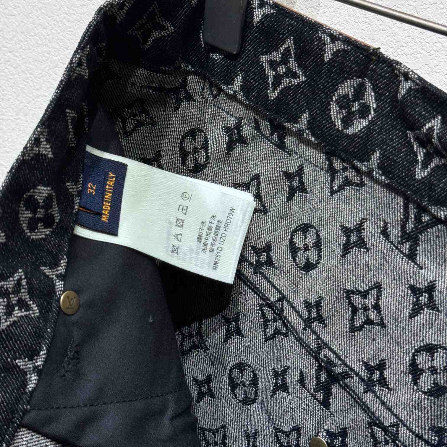 Louis Vuitton Monogram  Shorts - 