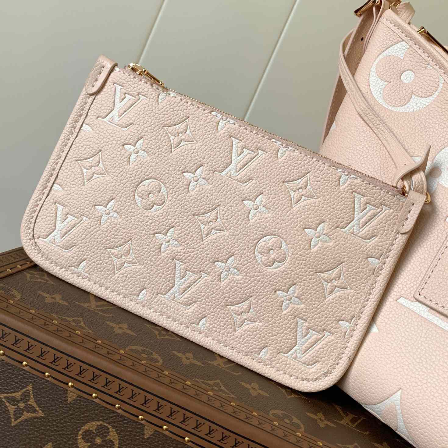 Louis Vuitton CarryAll PM   M14209 - DesignerGu