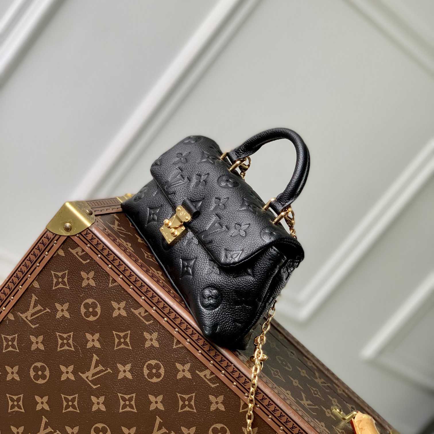 Louis Vuitton Nano Madeleine  M12144 - 