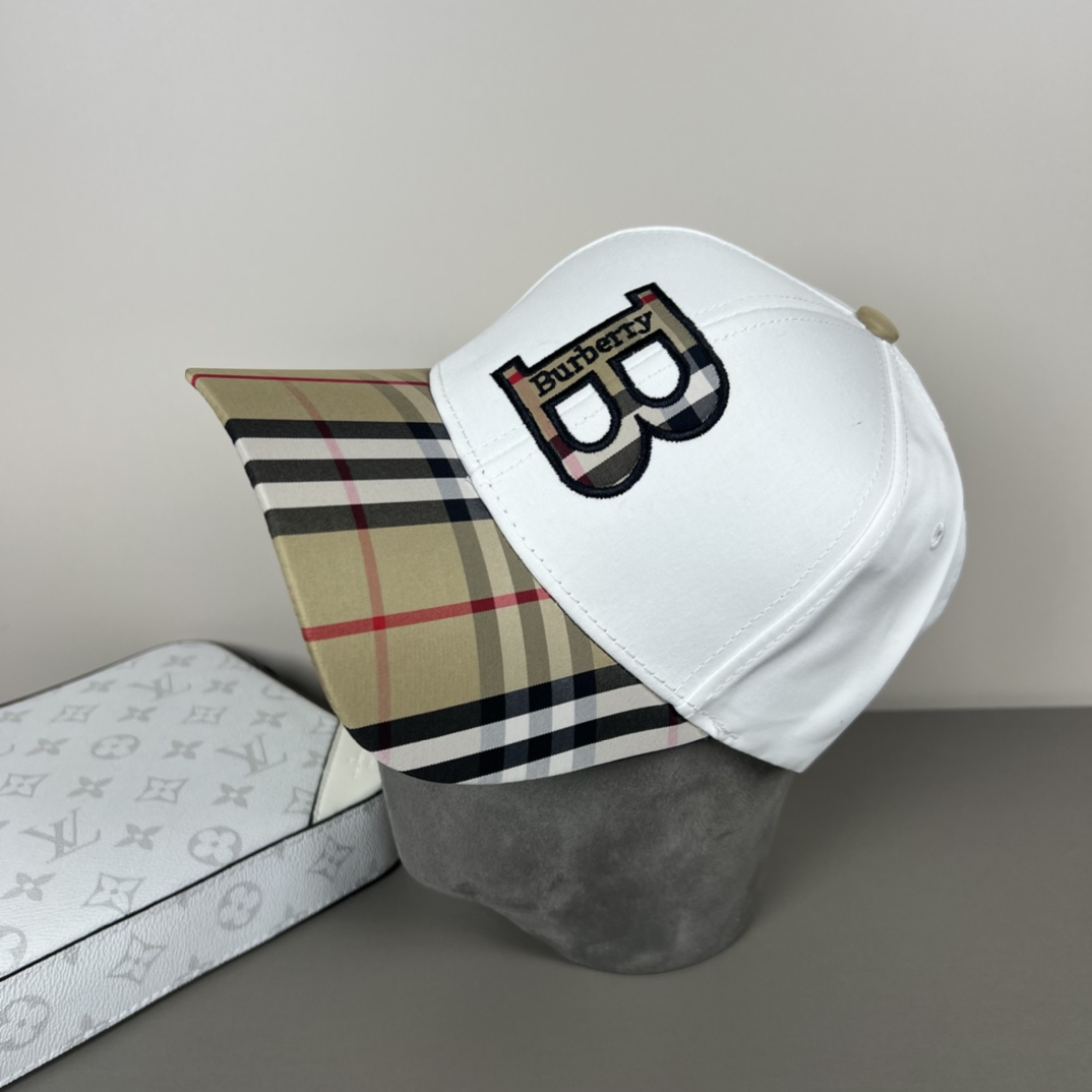 Burberry Baseball Cap - DesignerGu