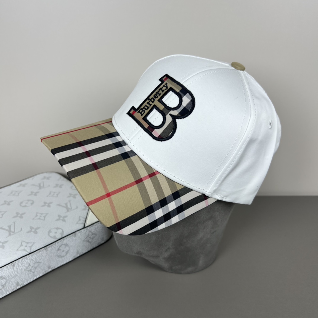 Burberry Baseball Cap - DesignerGu