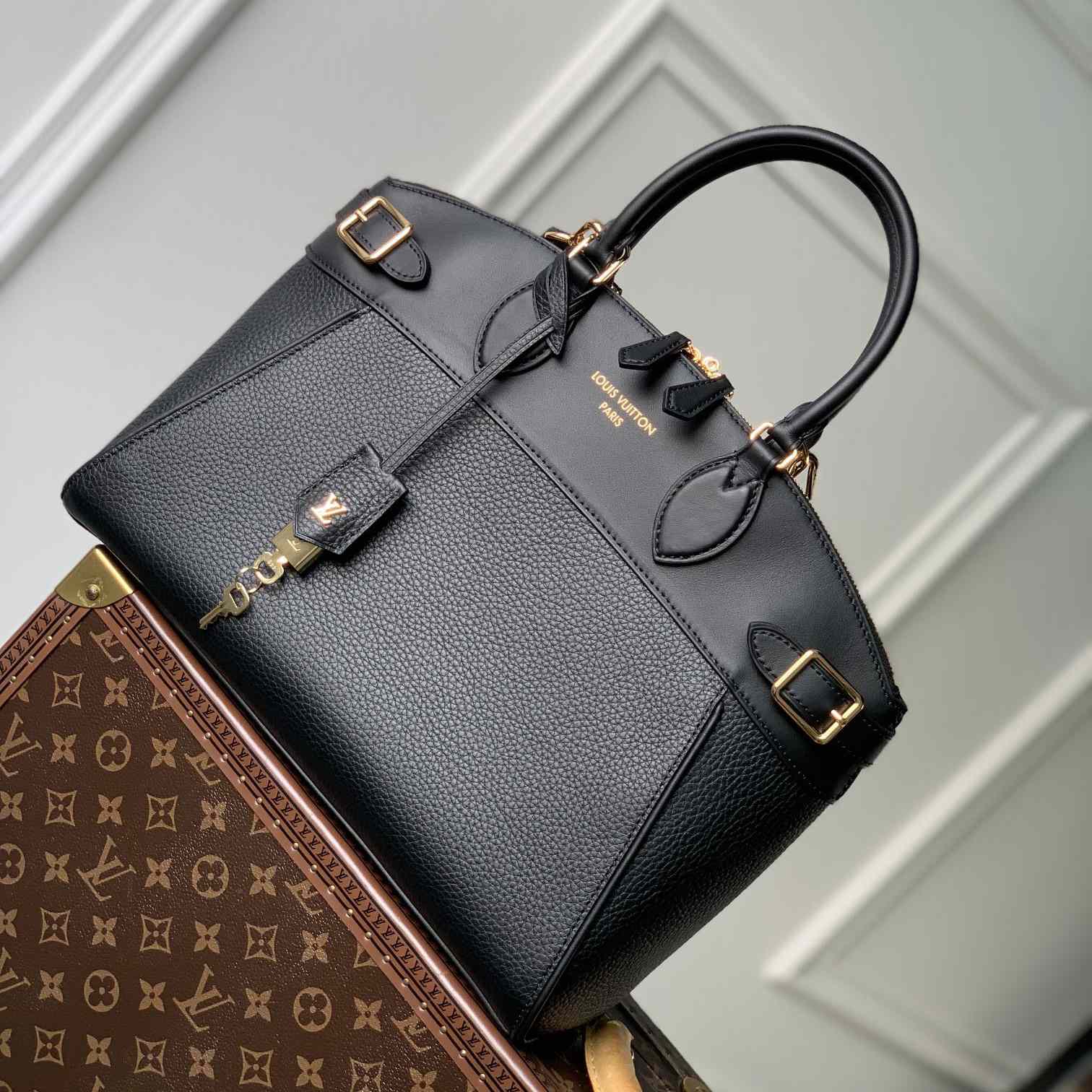 Louis Vuitton Vendôme MM  M22914 - 