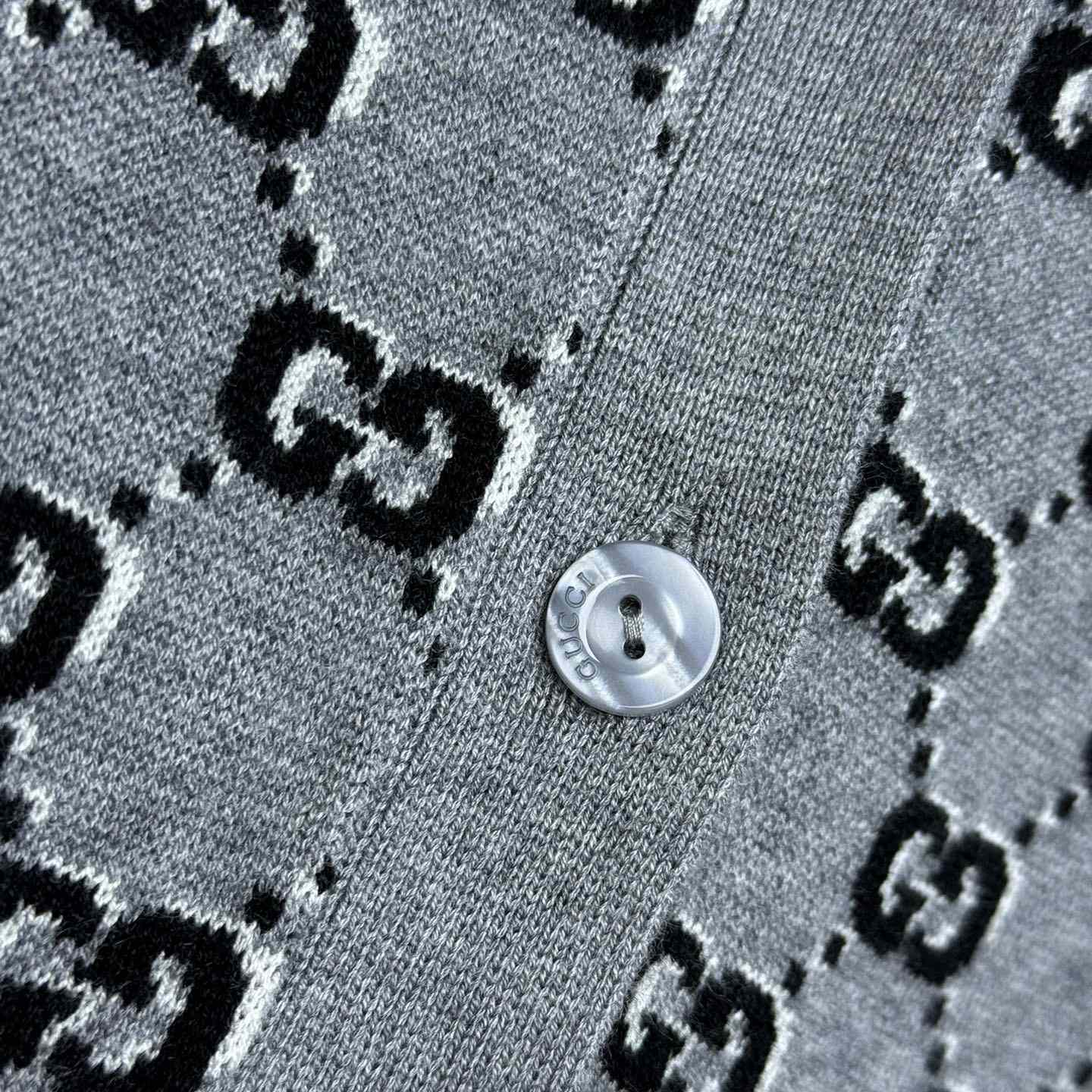 Gucci Wool Jacquard Cardigan With GG Shadow - 