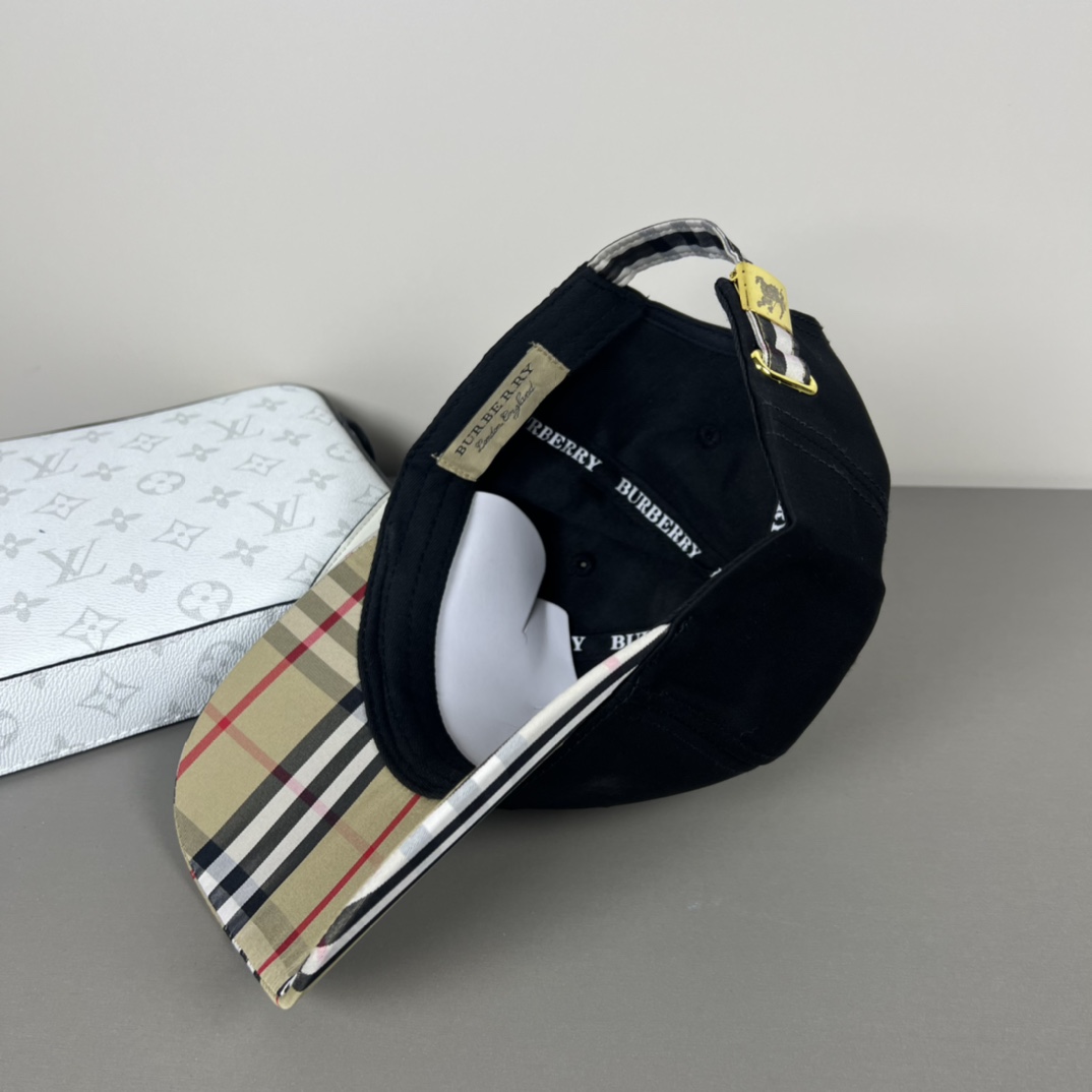Burberry Baseball Cap - 