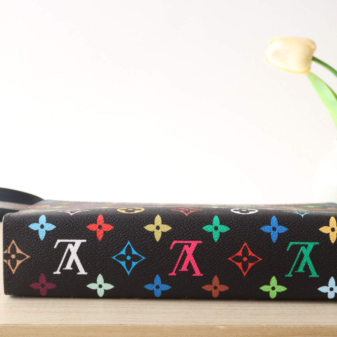 Louis Vuitton LV x TM Toiletry Pouch   M13746 - 
