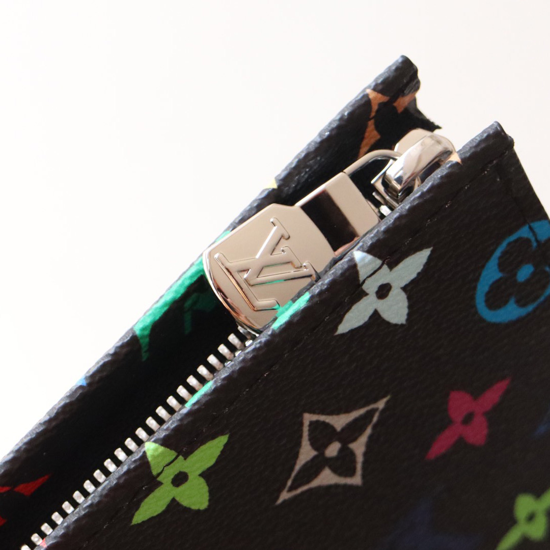 Louis Vuitton LV x TM Toiletry Pouch   M13746 - 