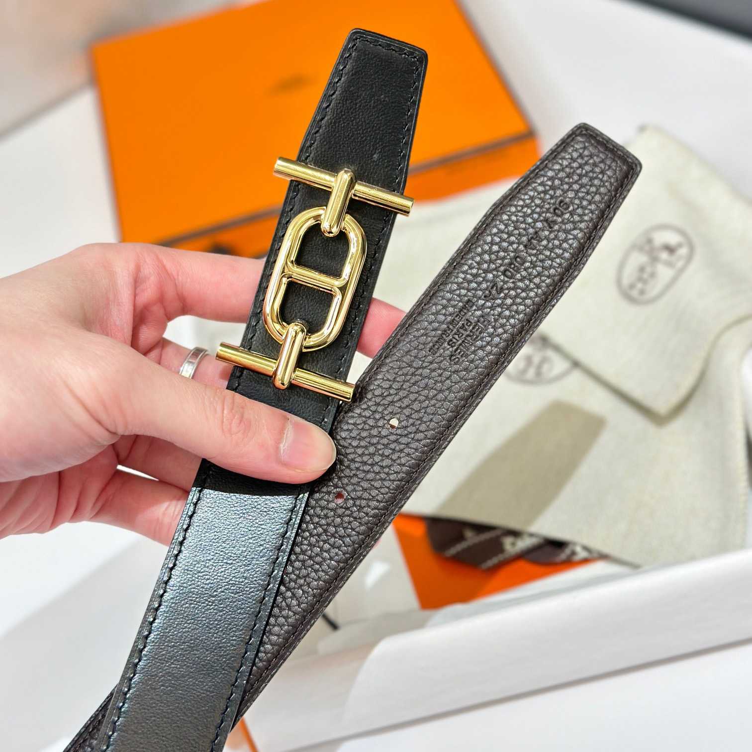 Hermes Ancre Buckle & Reversible Leather Strap 32mm - DesignerGu