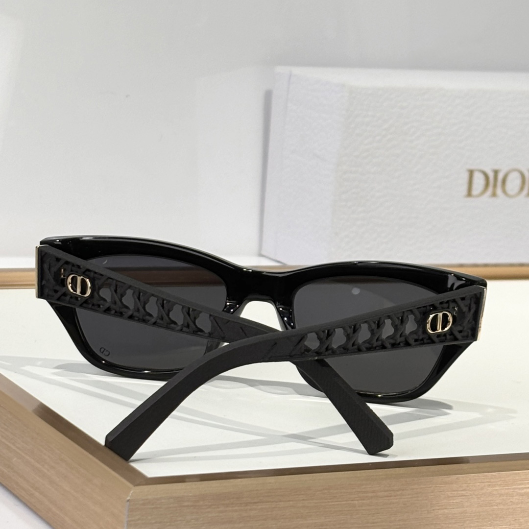 Dior VeryDior S2I Sunglasses - 