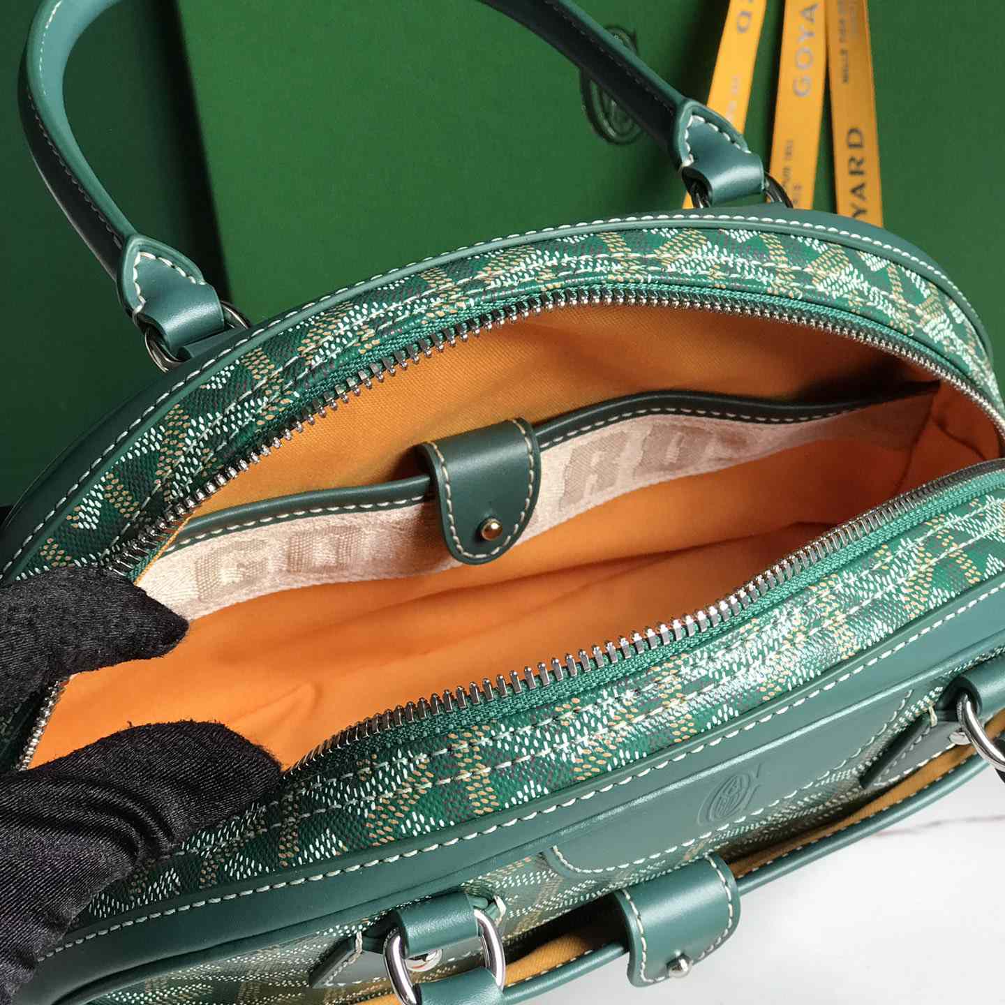 Goyard Vintage Mini Bag (26×17×8cm) - 
