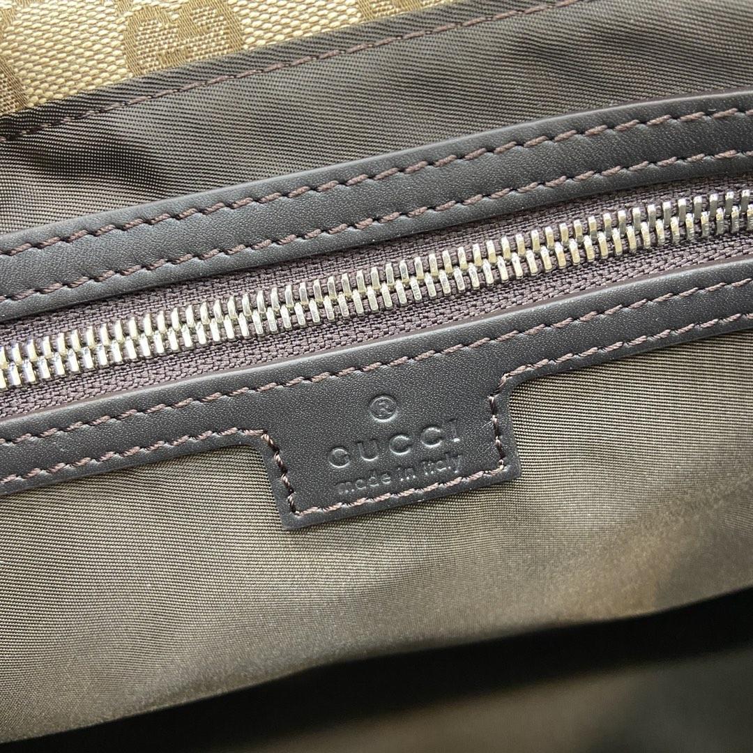 Gucci Medium GG Crossbody Bag With Web - DesignerGu