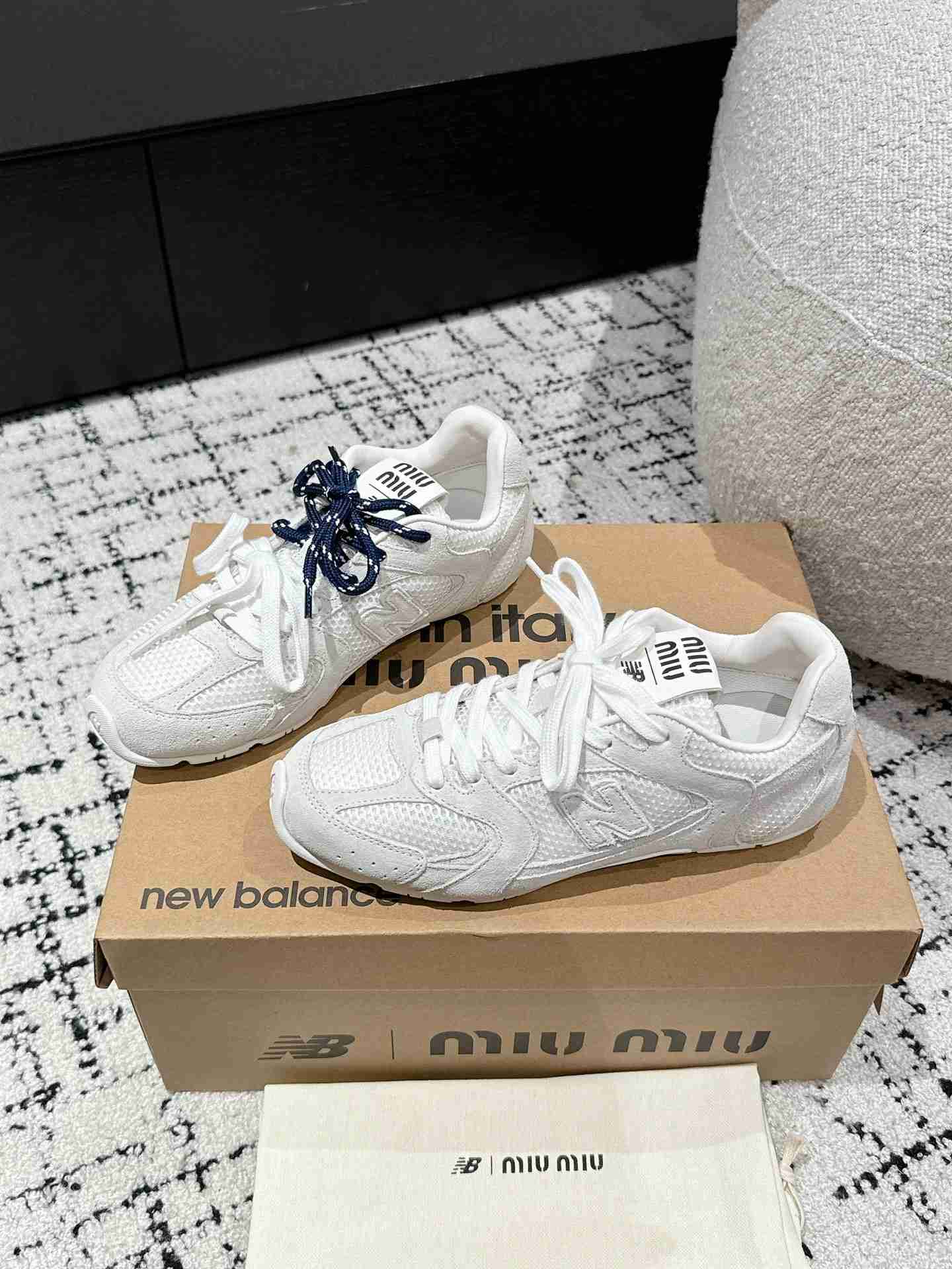 New Balance X Miu Miu Sneakers - DesignerGu
