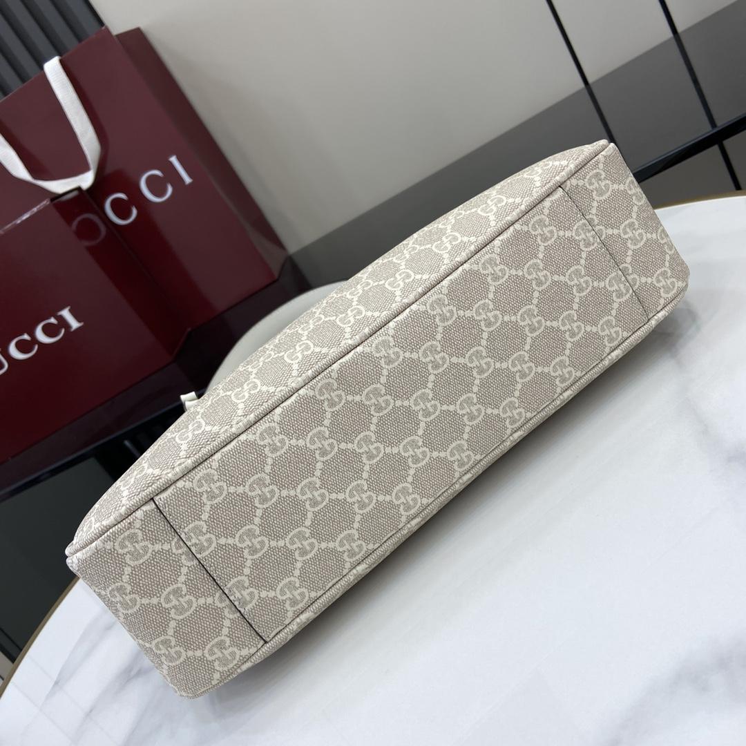Gucci GG Emblem Medium Shoulder Bag - DesignerGu