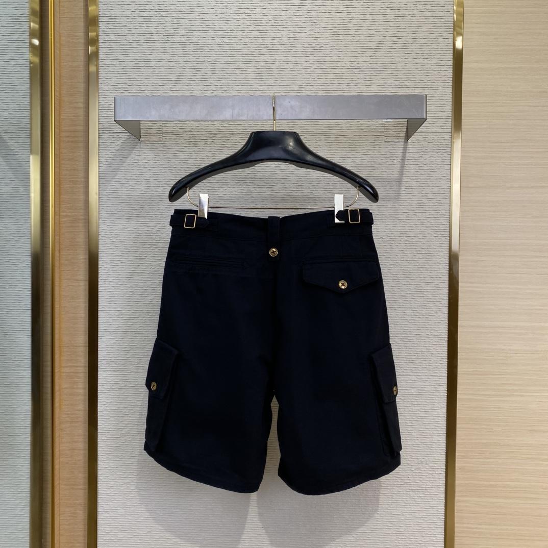 Louis Vuitton Cotton Utility Cargo Shorts   1AFJ54 - DesignerGu