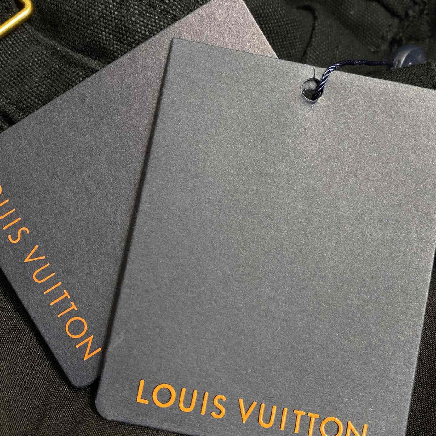 Louis Vuitton Cotton Utility Cargo Shorts   1AFJ54 - DesignerGu