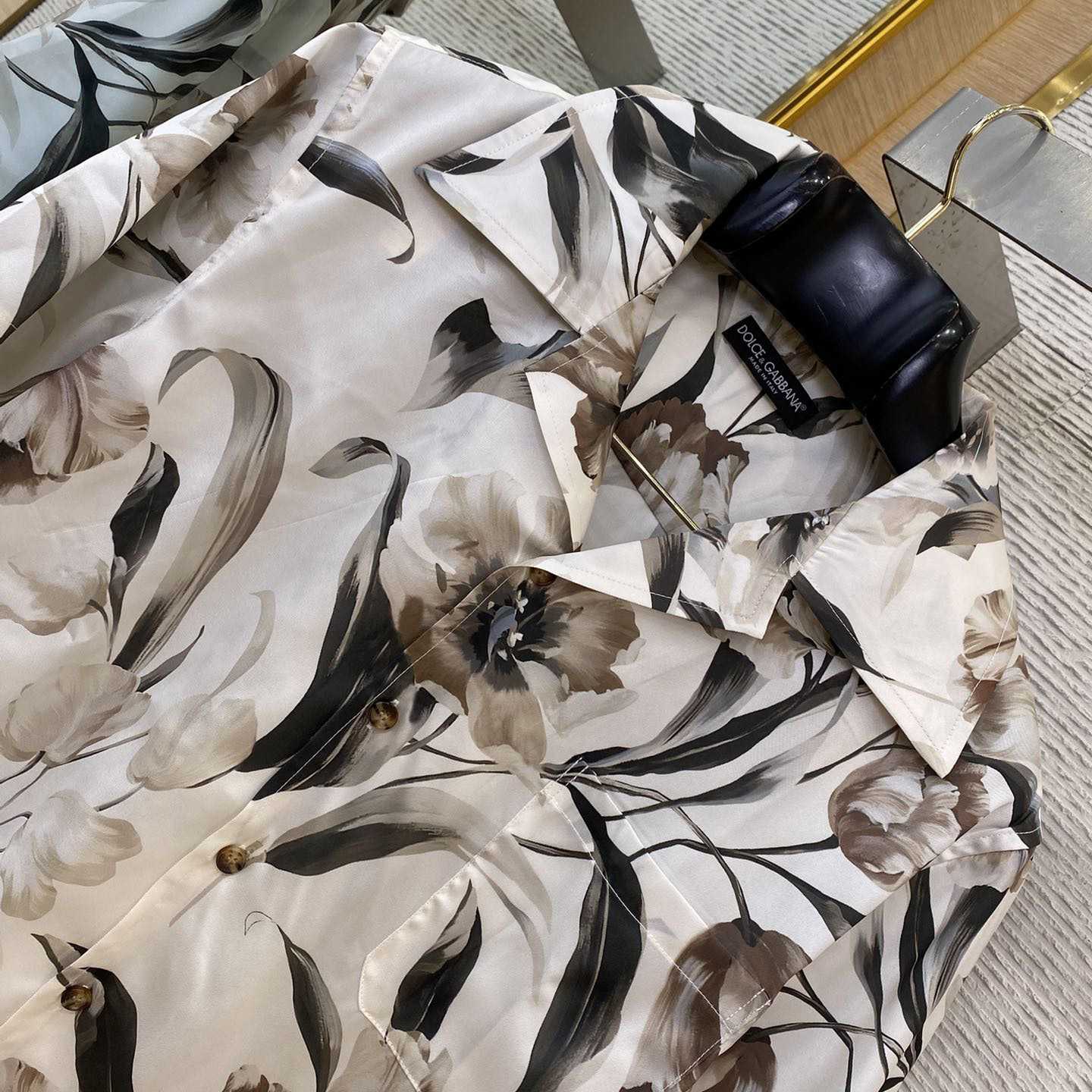 Dolce & Gabbana Tulip-print Silk Shirt And Shorts - DesignerGu
