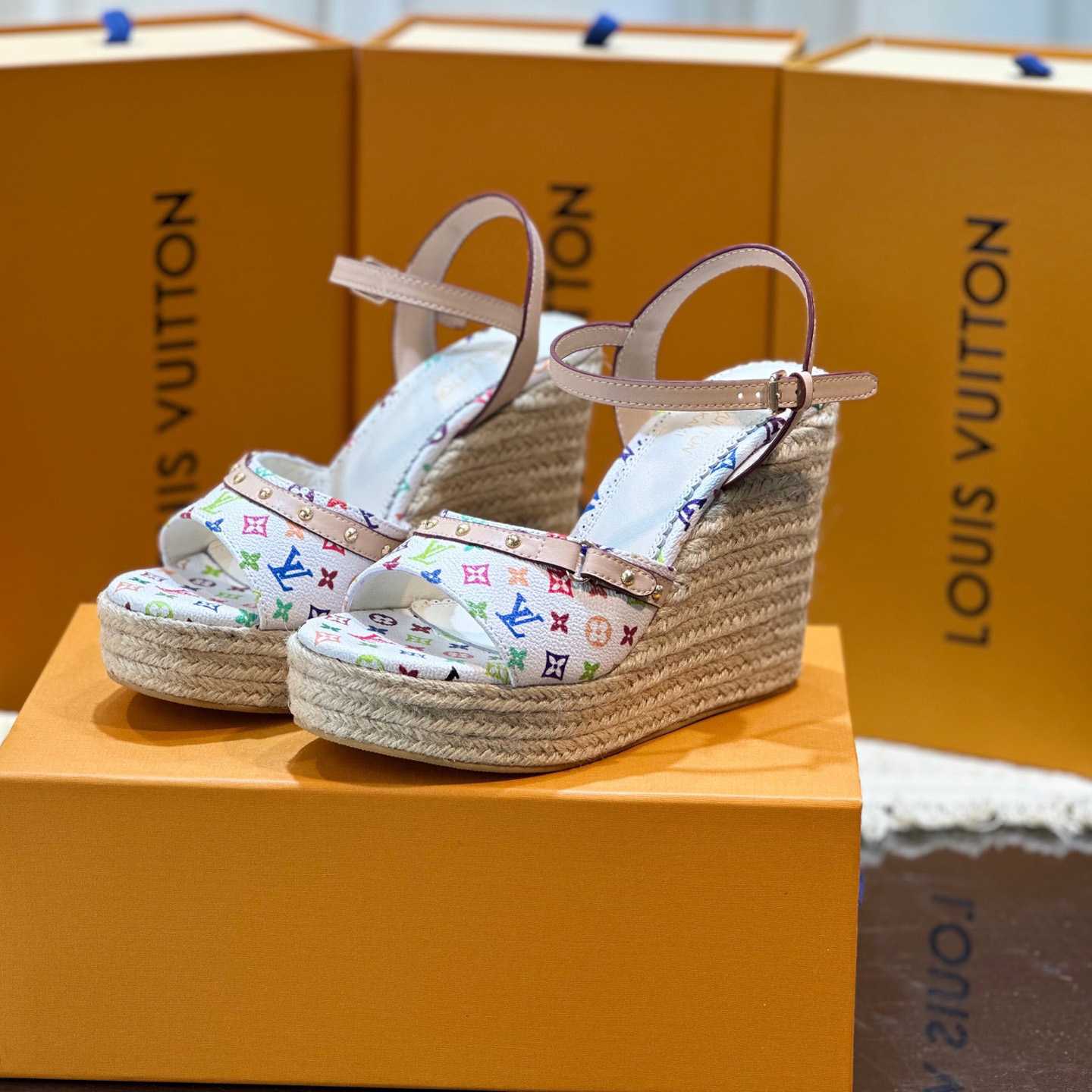 Louis Vuitton LV x TM Helios Wedge Sandal  1AGYX0 - 
