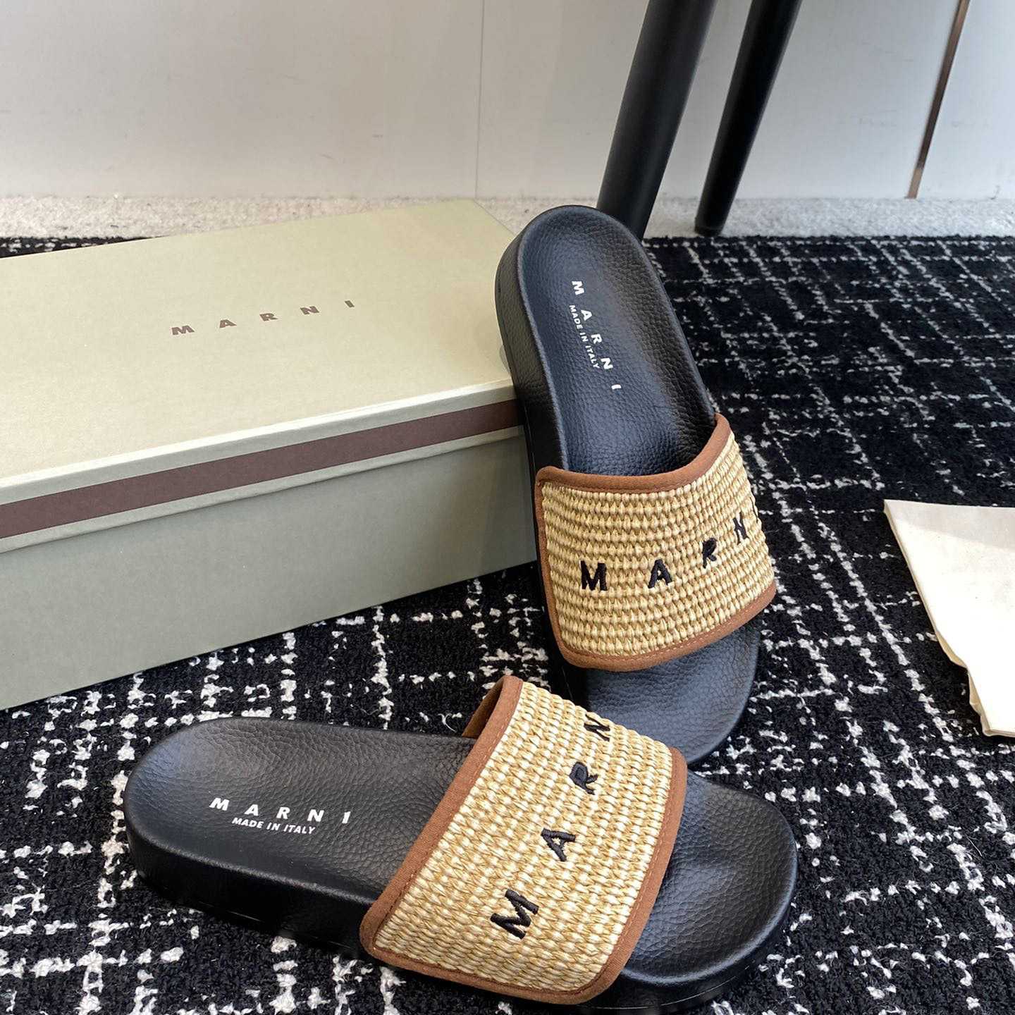 Marni Slide Logo-embroidered Raffia Slides  - DesignerGu