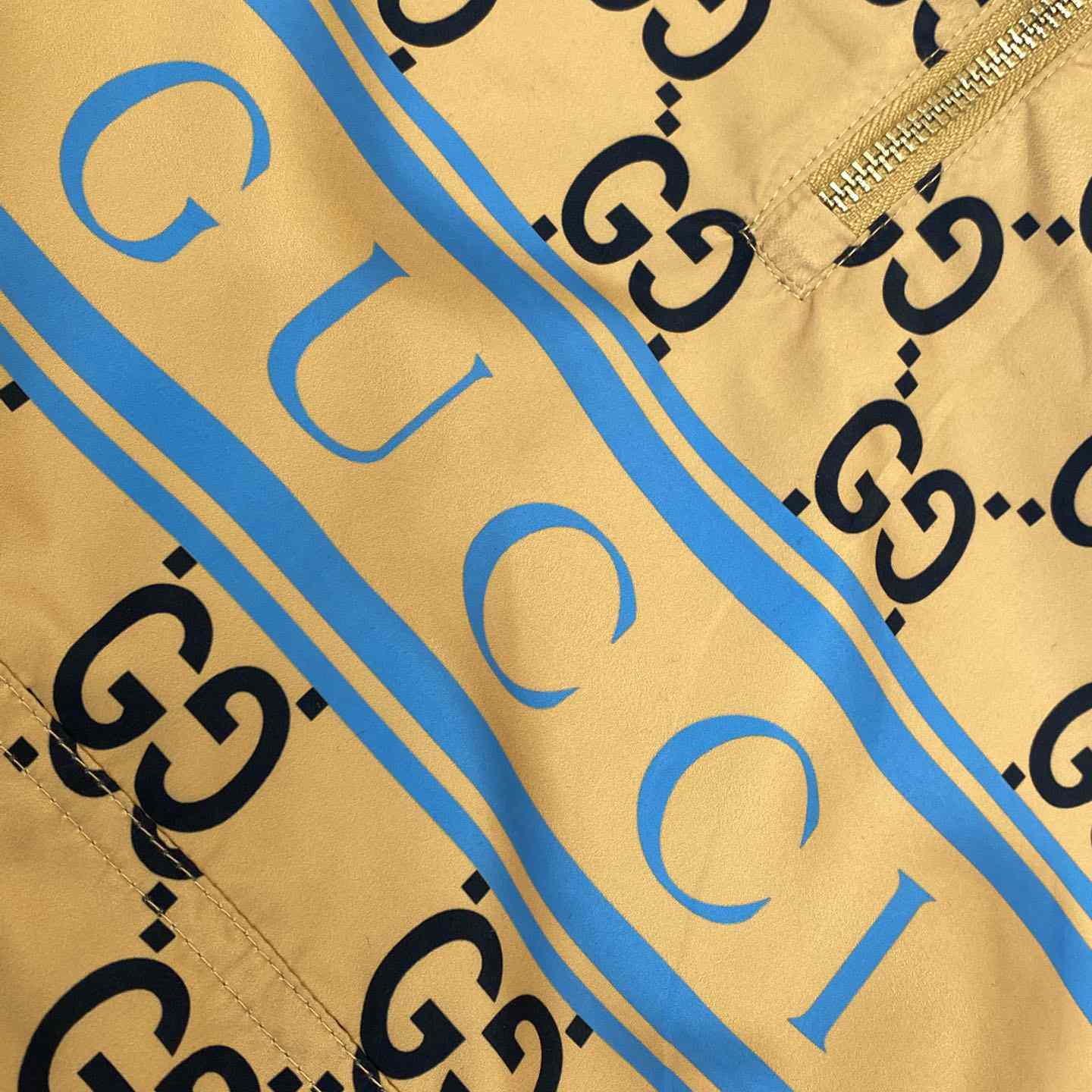 Gucci Men's GG Monogram Logo Hooded Jacket - DesignerGu