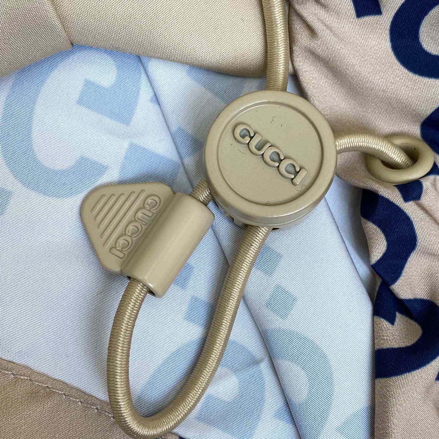 Gucci Men's GG Monogram Logo Hooded Jacket - DesignerGu