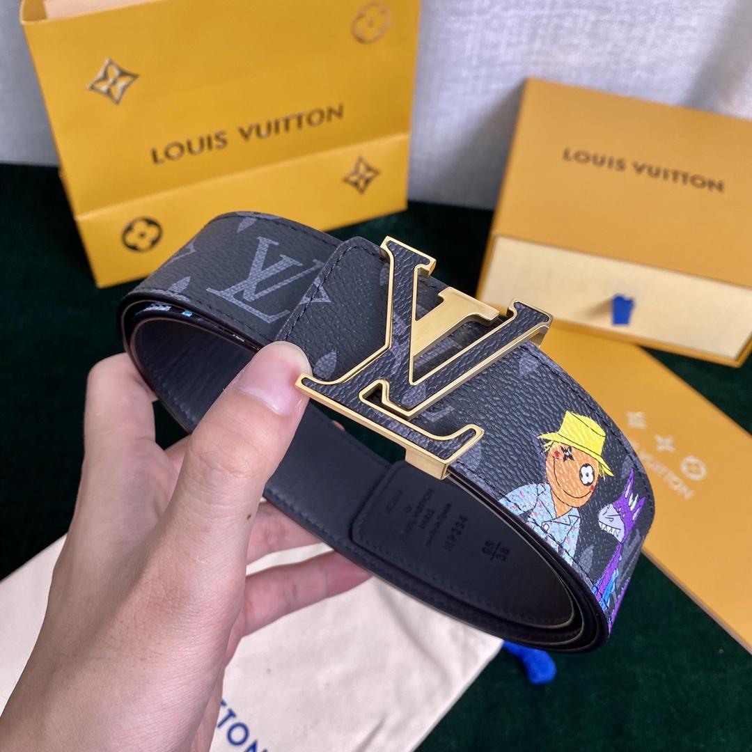 Louis Vuitton Reversible Belt    40mm - DesignerGu