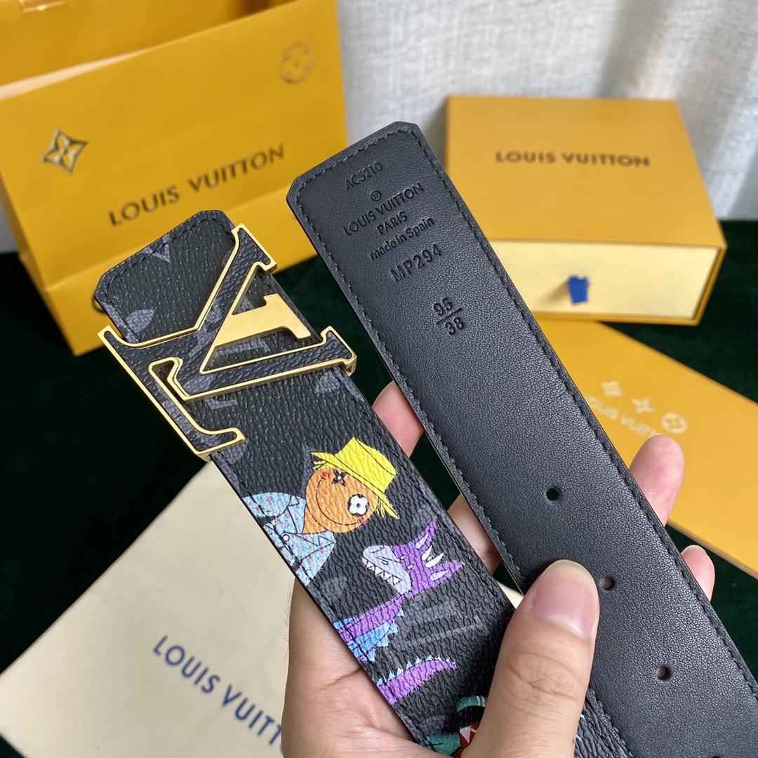 Louis Vuitton Reversible Belt    40mm - DesignerGu