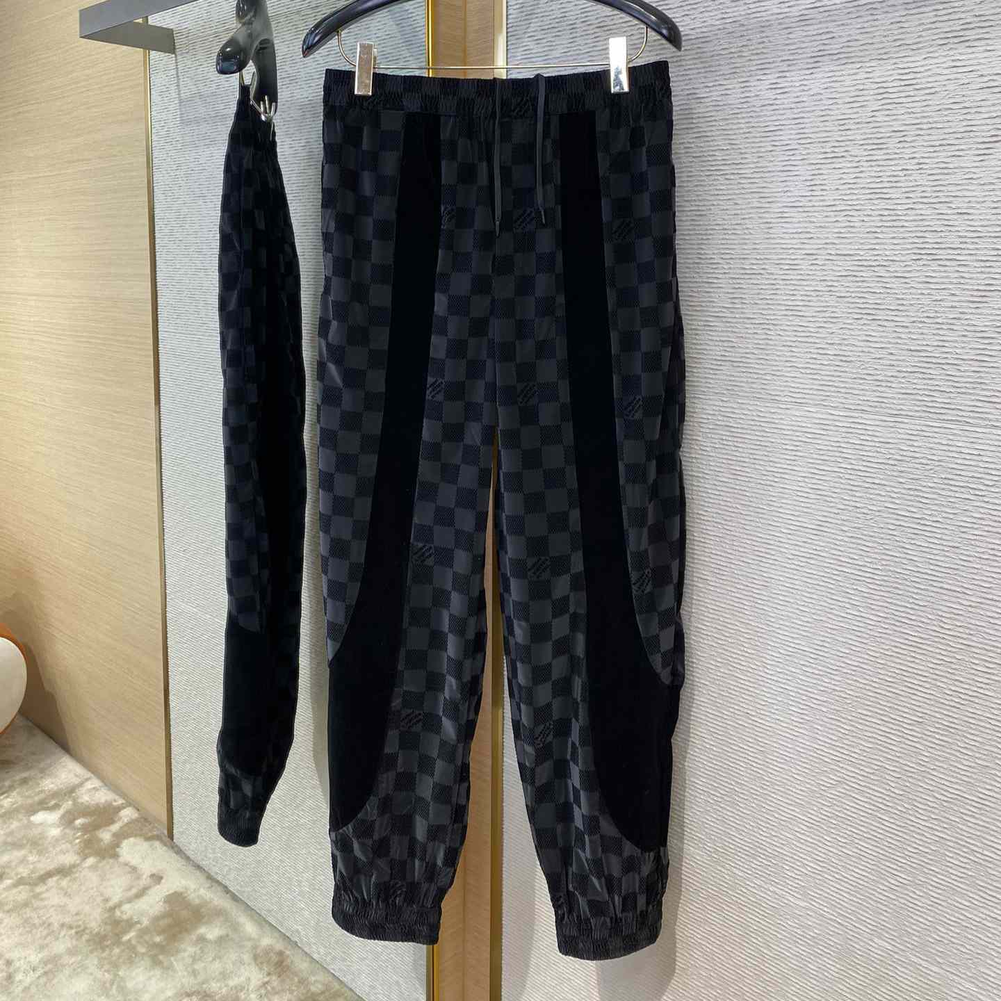 Louis Vuitton Flocked Damier Technical Track Pants   1AHCDQ - DesignerGu