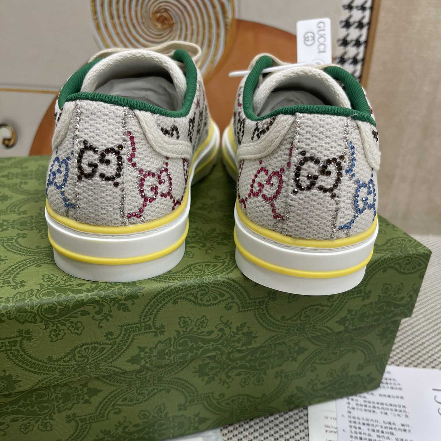 Gucci Crystal Low Top Sneakers  - 