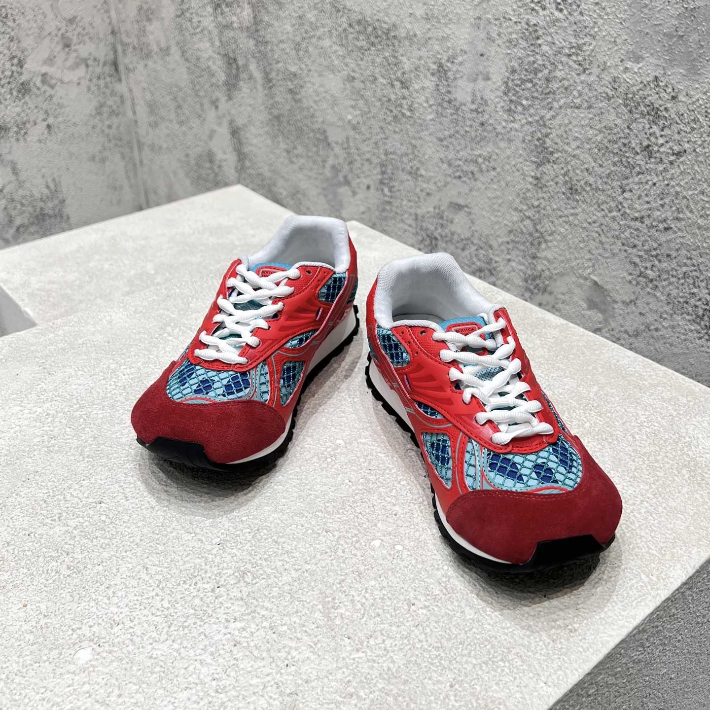 Bottega Veneta Orbit Sneaker - DesignerGu