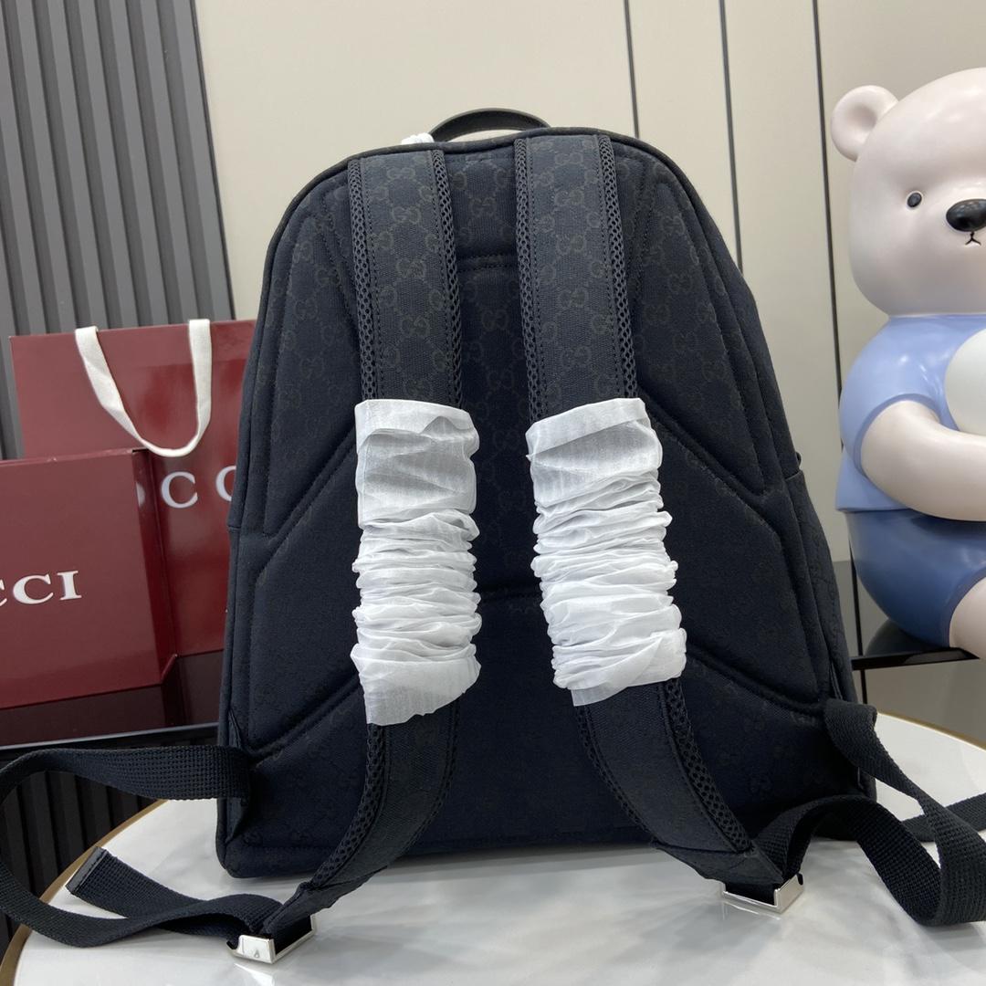 Gucci Medium GG Backpack With Web - DesignerGu