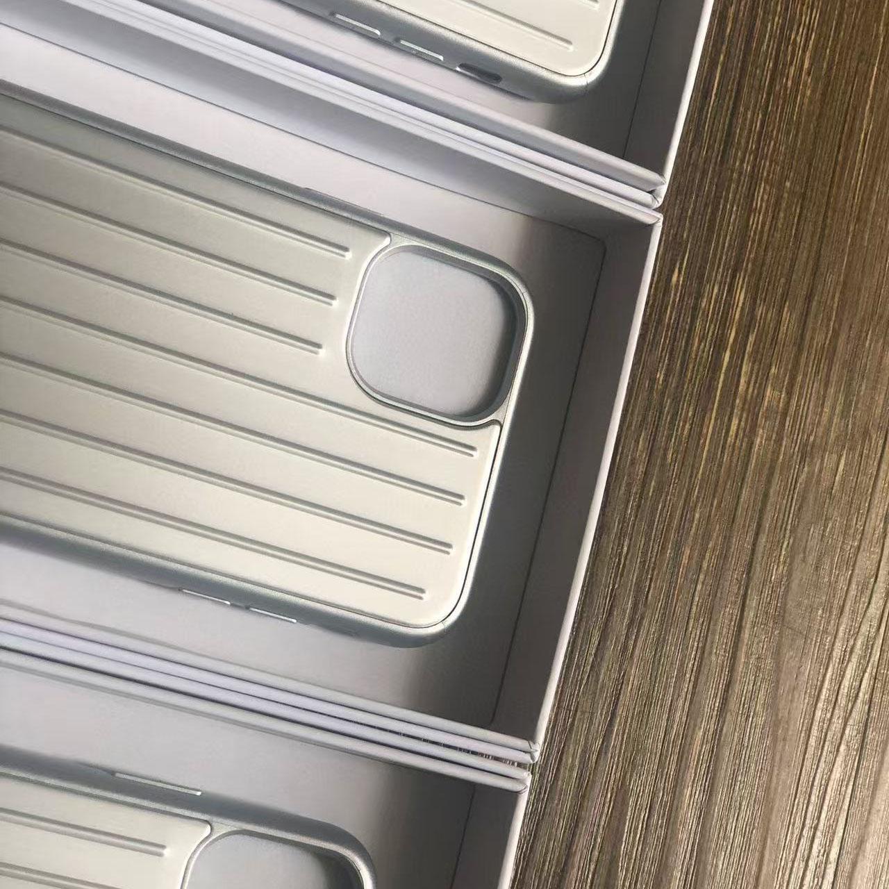 Rimowa Iphone Case - 