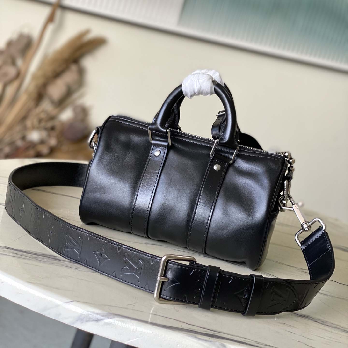 Louis Vuitton Keepall Cargo Bandoulière 25   M13988 - DesignerGu