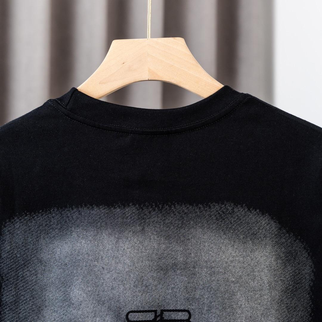 Balenciaga Cotton T-Shirt - 