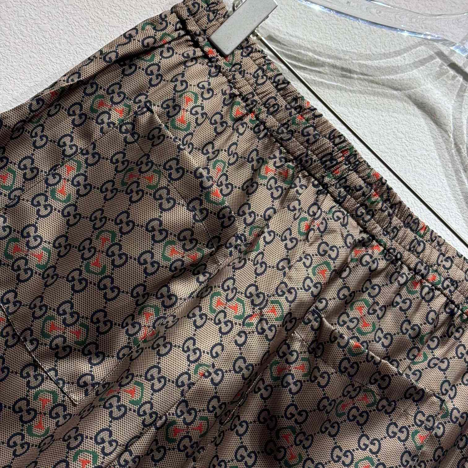 Gucci Printed Poplin Tech Shorts - DesignerGu