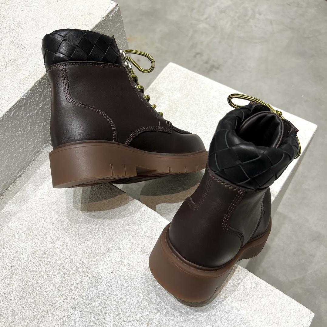 Bottega Veneta Haddock Lace-Up Ankle Boot - DesignerGu
