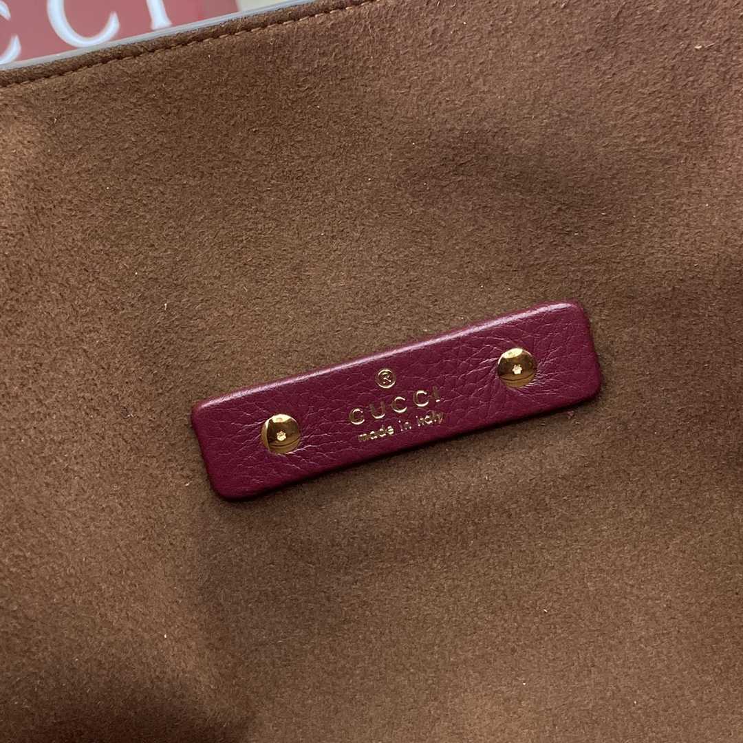 Gucci Softbit Maxi Shoulder Bag - DesignerGu