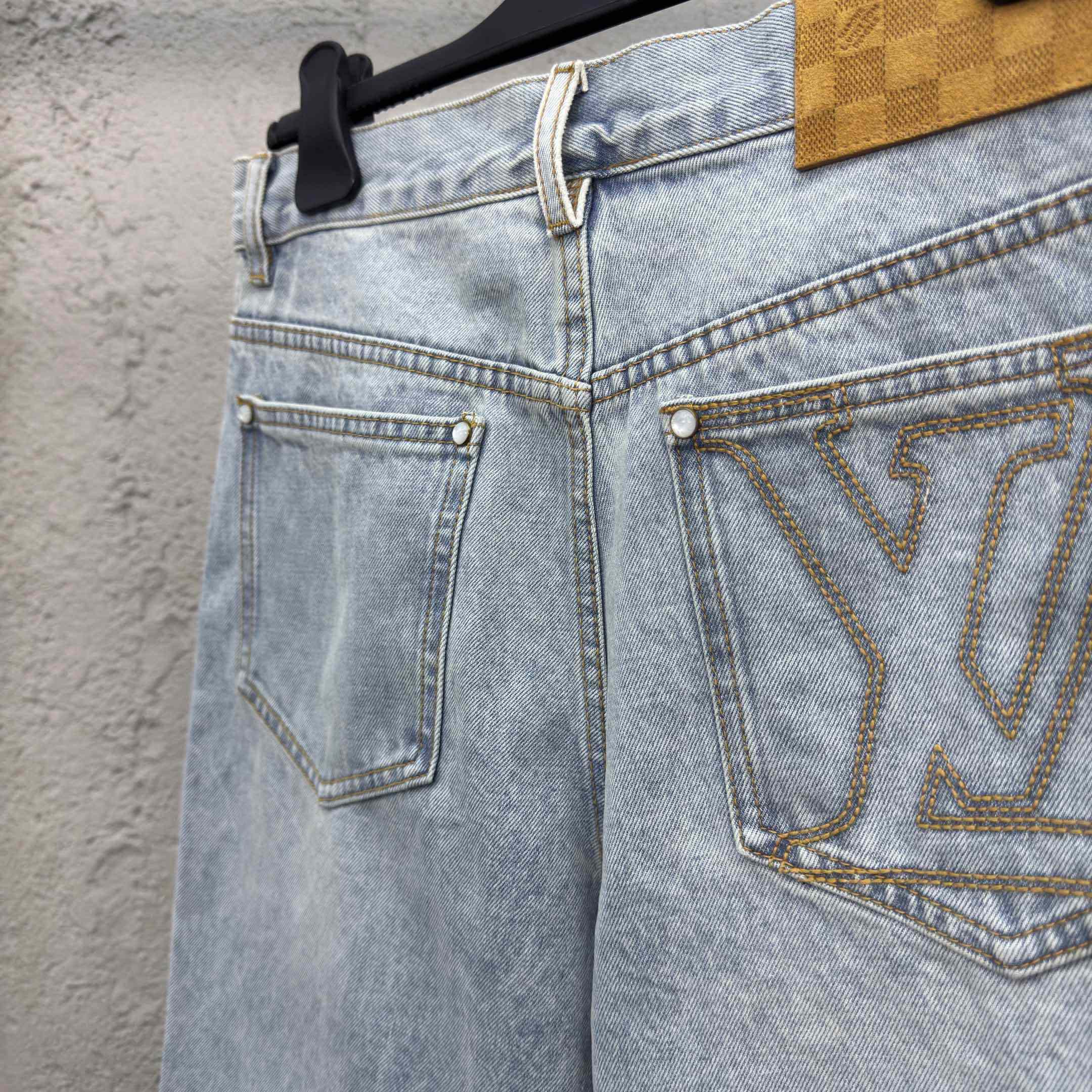 Louis Vuitton LV Denim Shorts    1AGTHT - DesignerGu