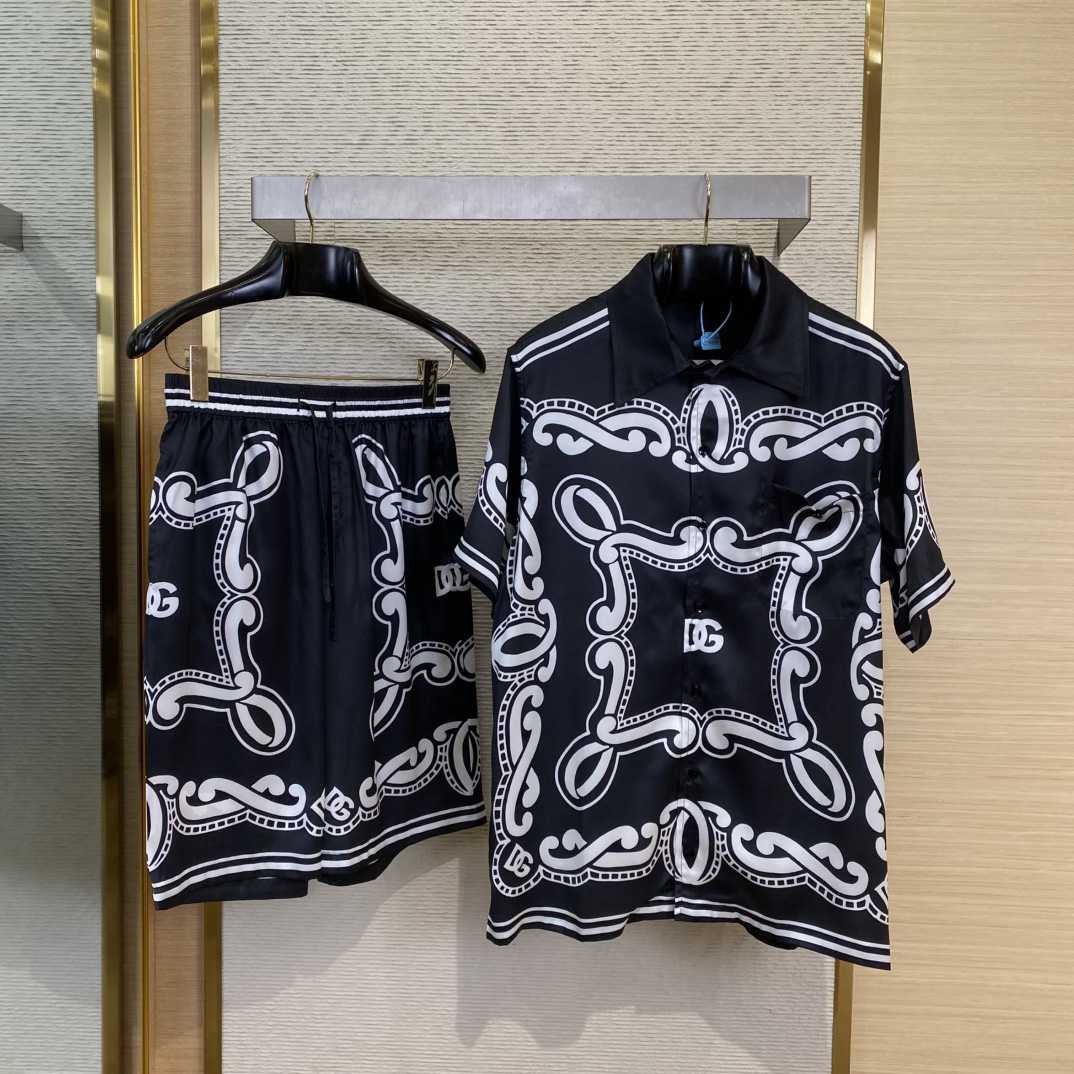Dolce & Gabbana Batik  Silk Shirt And Shorts With Bandanna Print  - DesignerGu