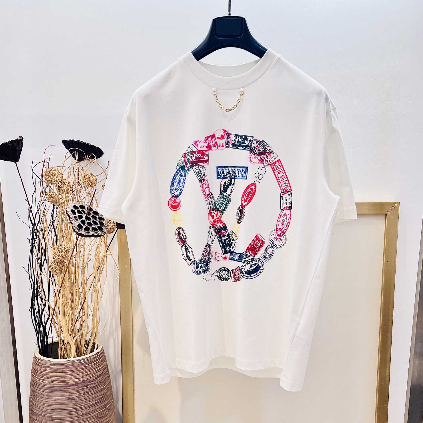 Louis Vuitton Travel Stamp LV Circle T-Shirt  - DesignerGu