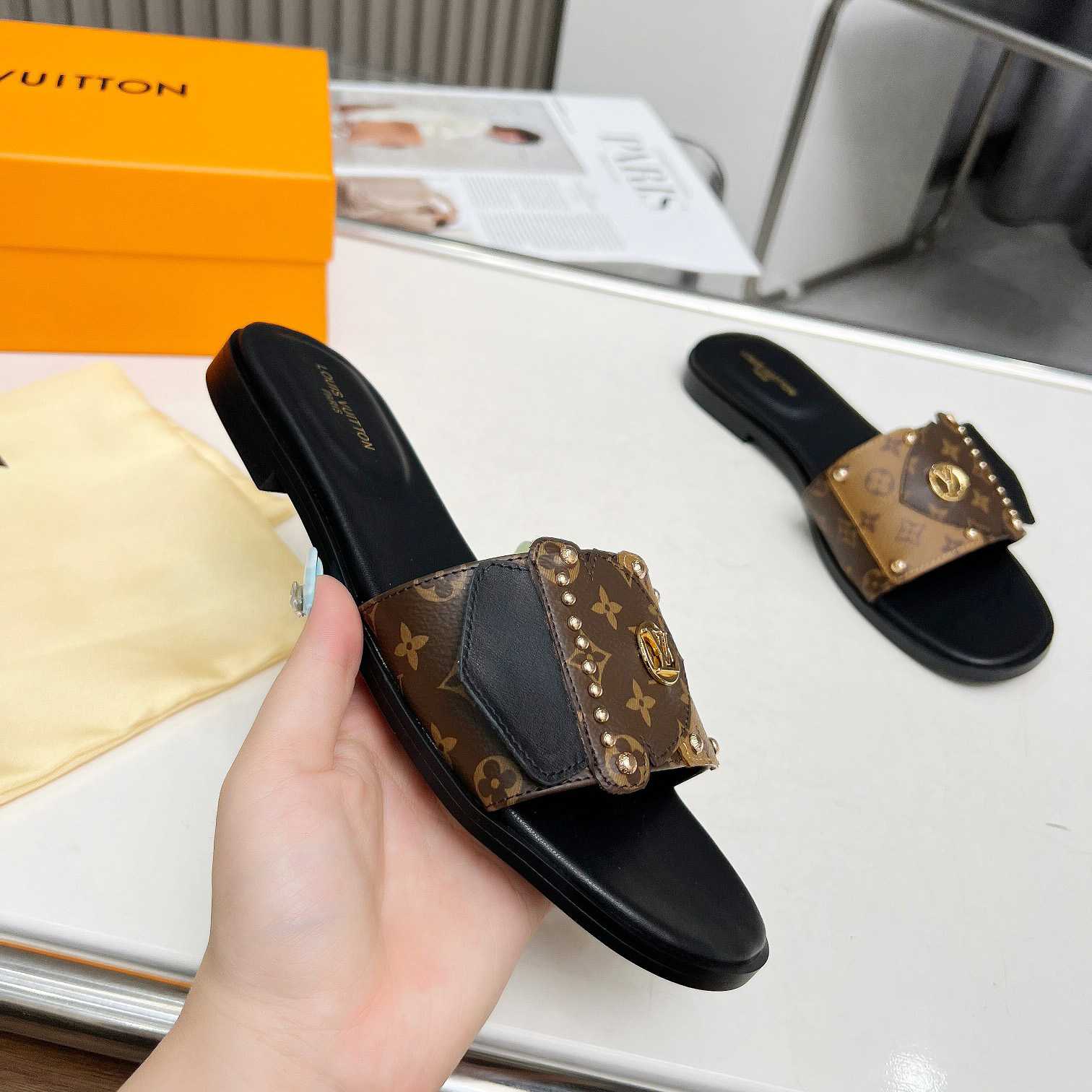 Louis Vuitton LV Frame Flat Mule   1ACXG7 - 